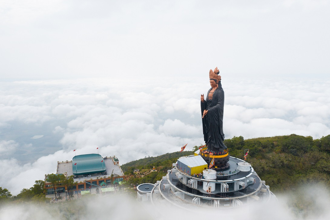 nui-ba-den-tay-ninh
